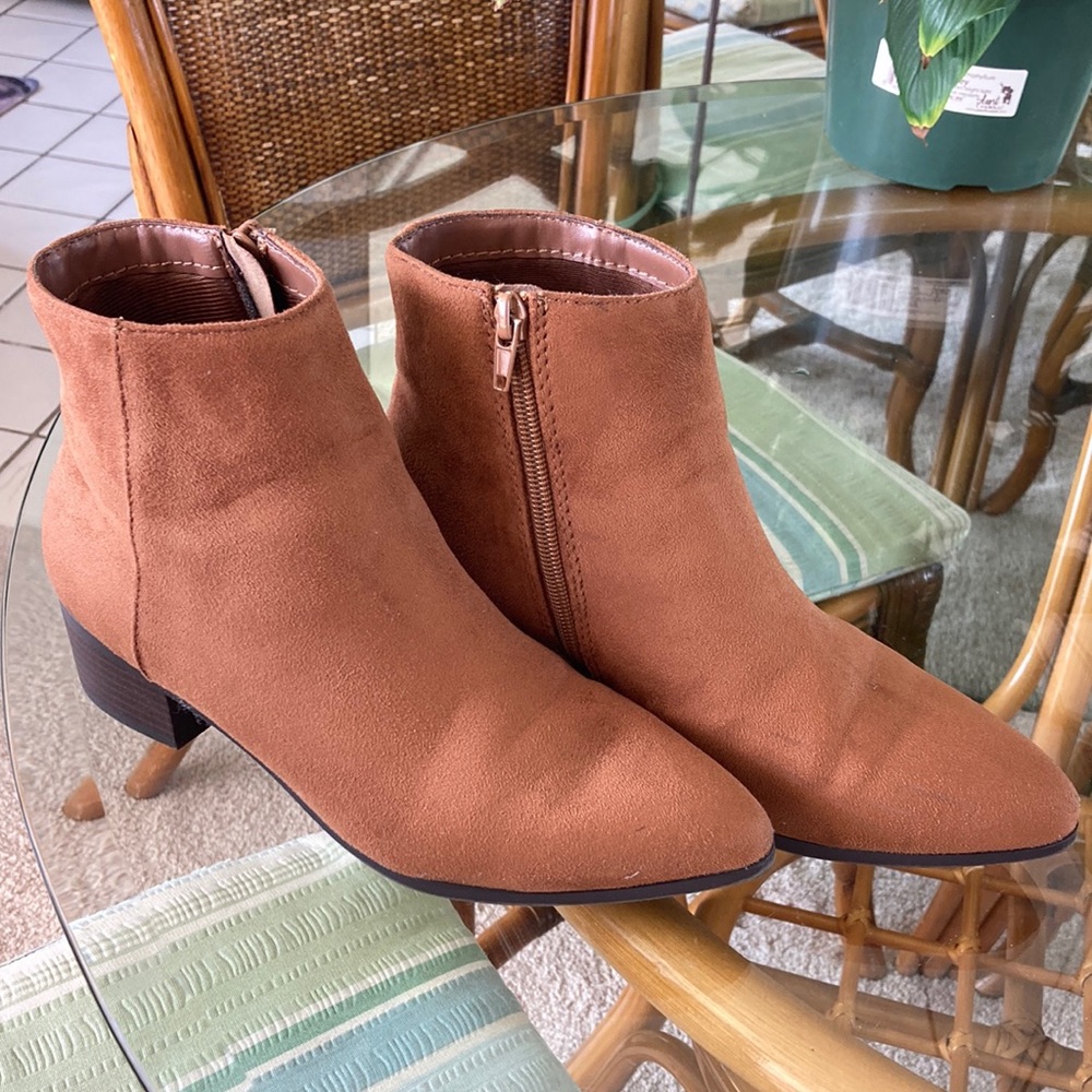 Mule Bootie 7.5/8